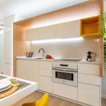 Eleven Boutique By Airnest *